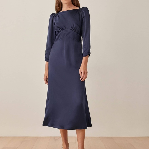 Reformation Dresses & Skirts - Stunning Reformation Arklow Dress - Navy - Size 6 - NWT